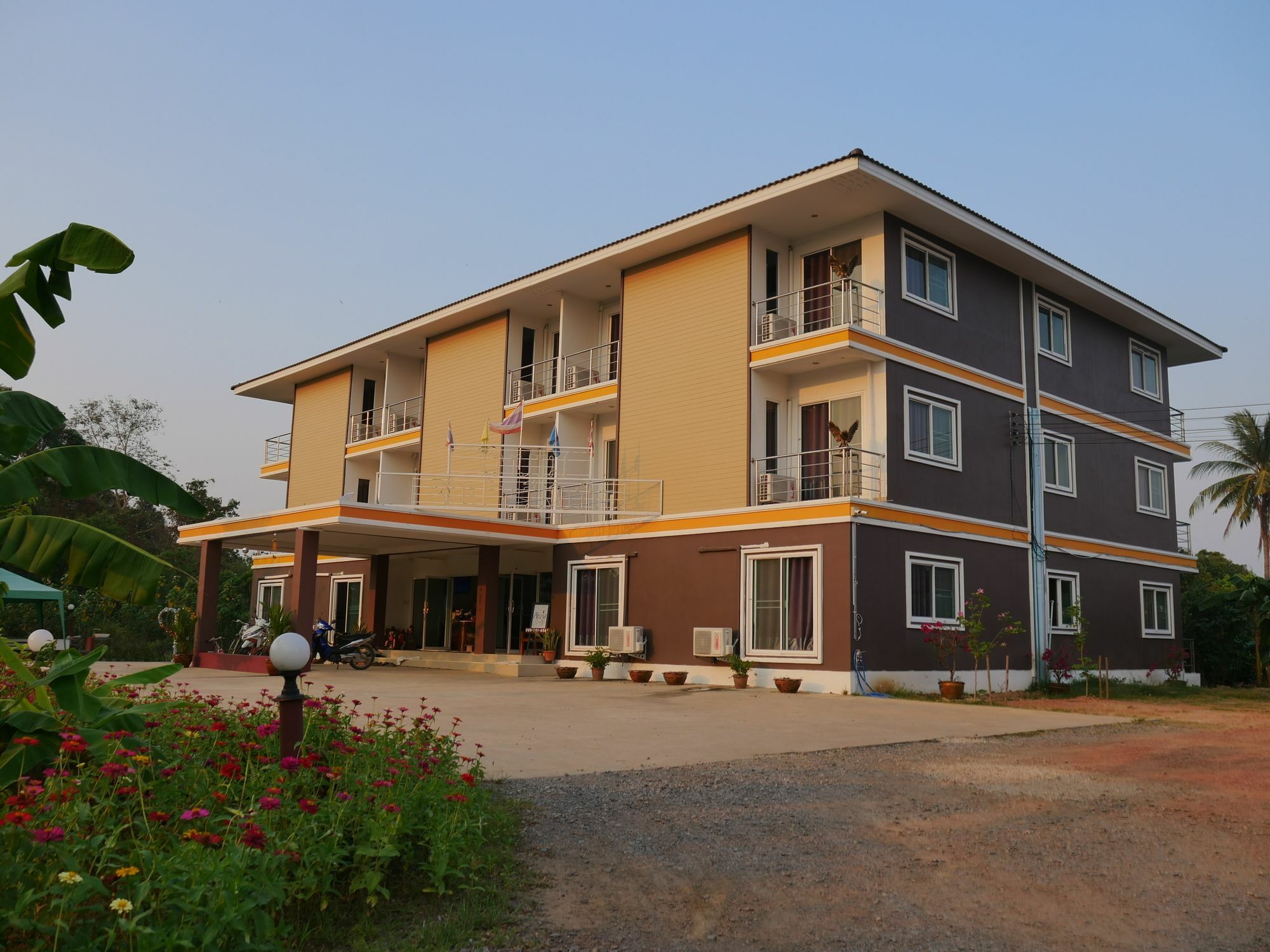 Jumpa Resort Hotel Phitsanulok Dış mekan fotoğraf