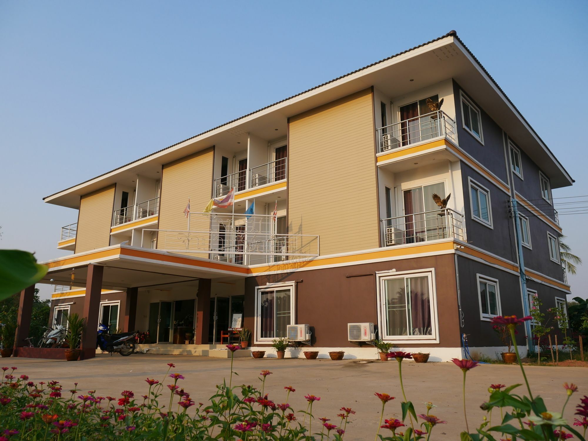 Jumpa Resort Hotel Phitsanulok Dış mekan fotoğraf